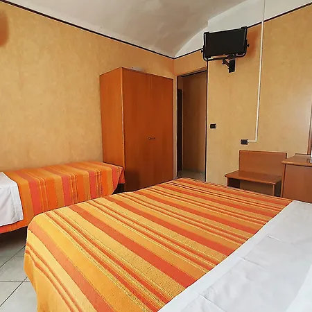 Isolabella Hotel 2*