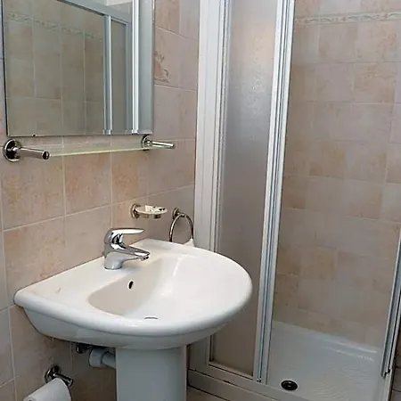 Isolabella Hotel 2*